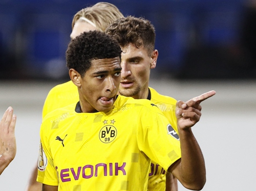 这对志在英 这对志在英